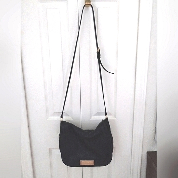 Marc Jacobs Pebbled Leather Crossbody Zip Expand Bag - Picture 6 of 16